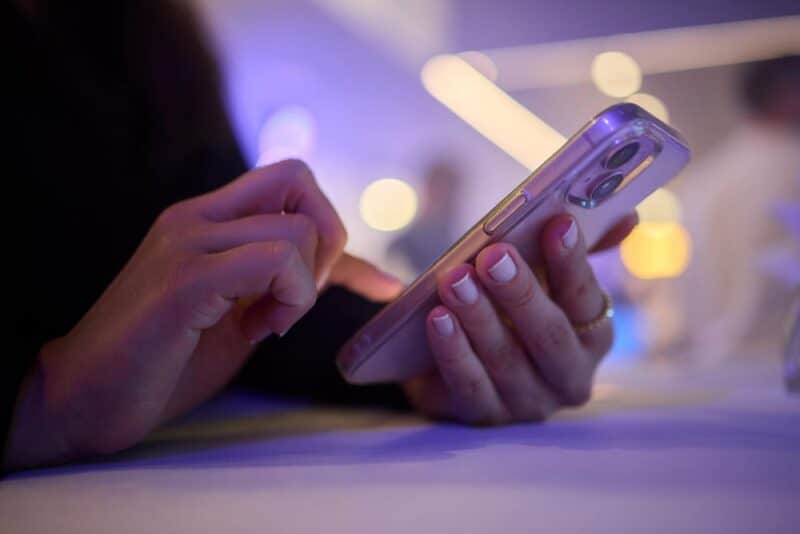 Cyber Monday: Claves para elegir el mejor celular según batería, cámara y rendimiento