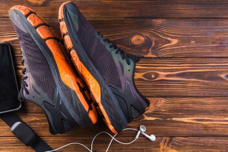 Zapatillas Adidas para hombres: modelos innovadores y nuevos para hacer deportes