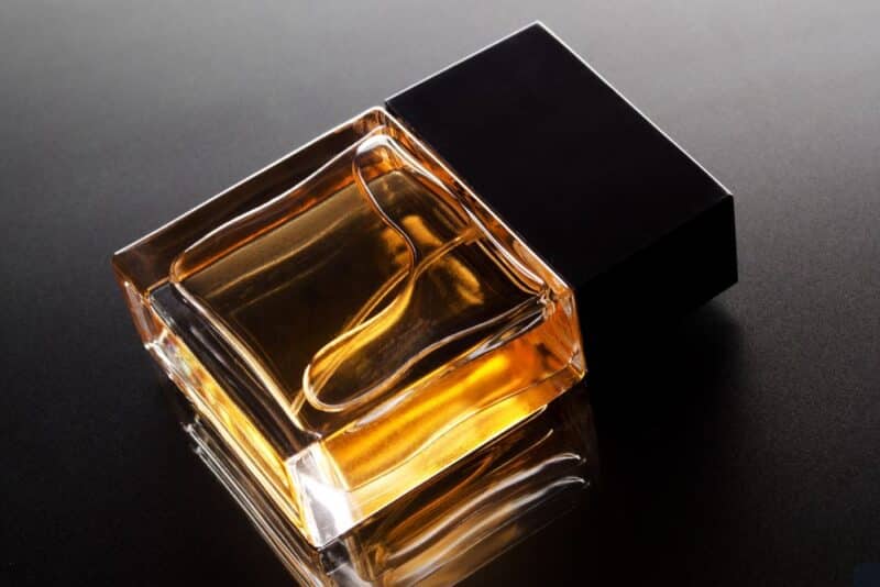 perfume tenga salida cítrica